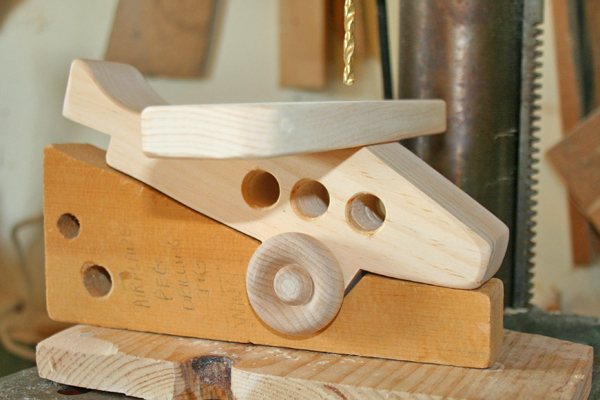 2-jig-for-drilling-wing-peg-holes