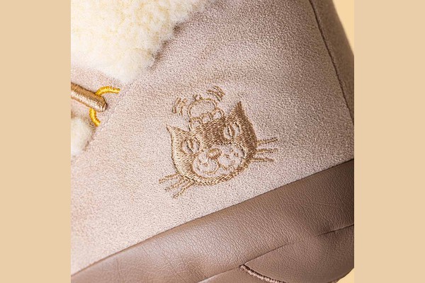 Jellycat Amuseables Perta Snow Boot