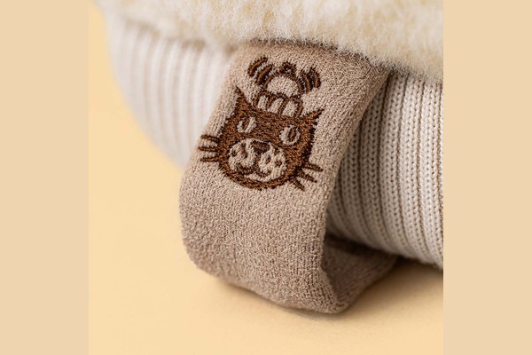 Jellycat Amuseables Fitswell Mitten
